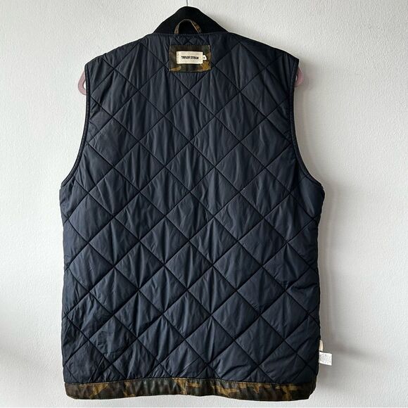 Taylor Stitch The Workhorse Vest in Camo Boss Duck - Picture 10 of 13